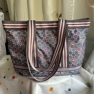 🌸 LeSportsac Shoulder Large Bag Gray Pink Tote Purse